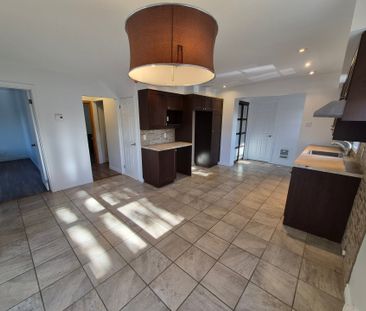 Boul. Ste-Rose, H7R 1W3, Laval - Photo 4