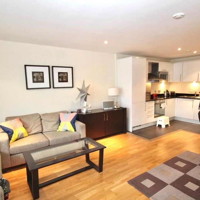 2 bedroom apartment to rent - Photo 1