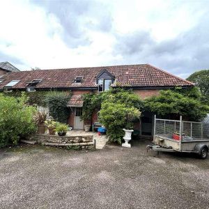 Bulverton Well Cottage, Bulverton, Sidmouth, Devon, EX10 - Photo 2