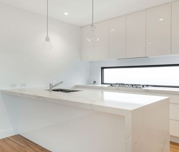 2/111 Chadstone Road, Malvern East VIC 3145 - Townhouse For Rent | ... - Photo 3