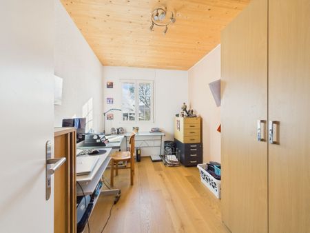 Bright 4.5-room apartment in Buchegg - Foto 3