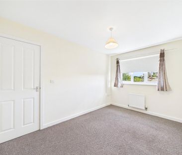 3 bedroom end of terrace house to rent - Photo 5