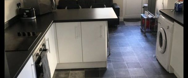 Britannia Road Room 2 - Photo 1