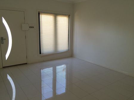 3/11 Parsons Avenue, Springvale - Photo 3