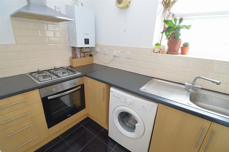 140-142 Whetstone Lane, Birkenhead, CH41 - Photo 4