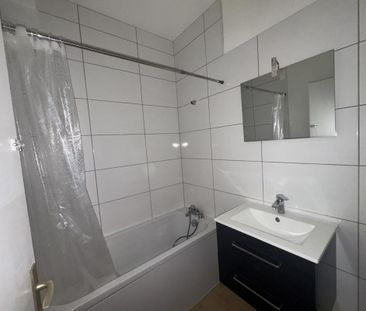 Location Appartement 2 pièces 48m² CHAMBERY 73000 - Photo 6