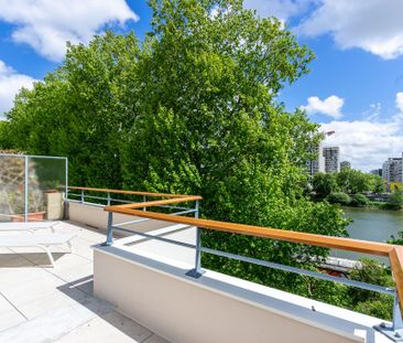 Superbe duplex avec 3 chambres, terrasse et vue Loire - Photo 5