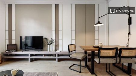 3 room luxury Flat for rent in Barcelona, Spain - Photo 2