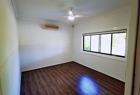 13 Iona Street Blacktown - Photo 5