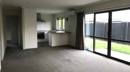 Family Friendly in Wigram - Photo 3