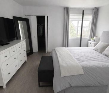 Grand logement à Otterburn Park 5 1/2 sur deux étages - Photo 1