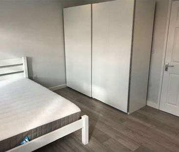 Donnington Bridge Road, Upper Flat, Cowley - Photo 2