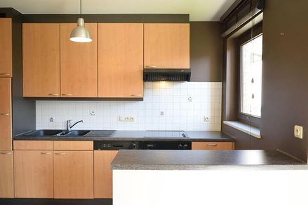 Appartement te huur in Berchem-Sainte-Agathe - Photo 3