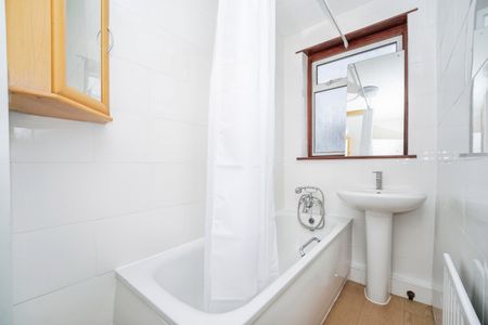 3 bedroom house to rent - Photo 3