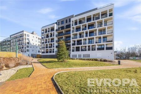Světlý byt 2+kk s balkonem k podnájmu na Praze 6 – Ruzyně - Fotografie 5