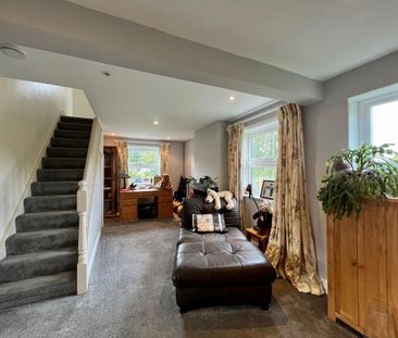 4 bedroom House To Let - Photo 1