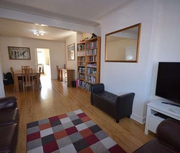 Kynance Gardens, Stanmore, HA7 - Photo 2