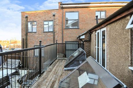 1 bedroom flat to rent - Photo 4