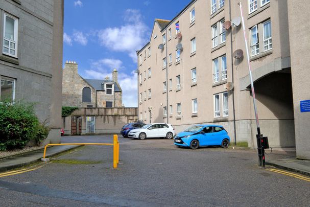 Flat A, 5 Cuparstone Court, AB10 6FB, Aberdeen - Photo 1