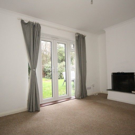 Carthouse Lane, Woking - Photo 1