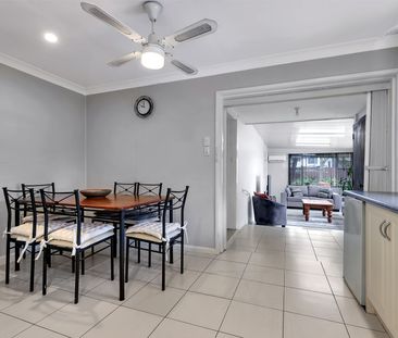 A PRIVATE JAMISONTOWN SETTING! - Photo 1