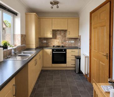 2 bedroom coach house to rent - Photo 5
