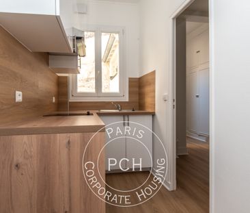 Rue de Charenton, - Photo 5