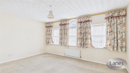 4 bedroom detached house to rent - Photo 5