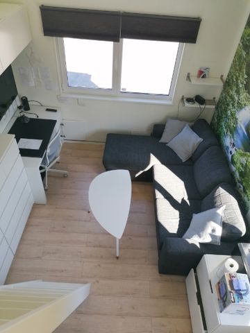 Lyxigt Attefallshus nära naturen i Rosersberg – perfekt för golfälskare! - Photo 2