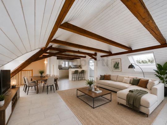 Ländlicher Charakter, grosszügiger Grundriss und gemütlicher Balkon - Foto 1
