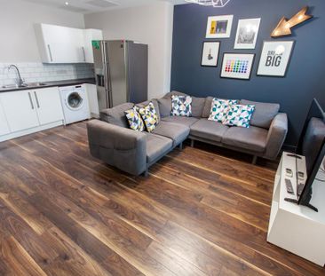 6 bedroom flat to rent - Photo 3