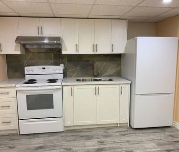 For Lease - 53 Spring Gate Boulevard, Vaughan, Ontario - Photo 3