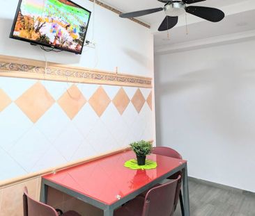 Carrer de Bailén, Burjassot, Valencian Community 46100 - Photo 5