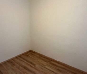 Appartement te huur in Antwerpen voor € 750 met 1 slaapkamer - Foto 4