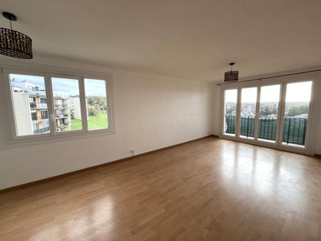 Location Appartement 3 pièces 64m² EVREUX 27000 - Photo 2
