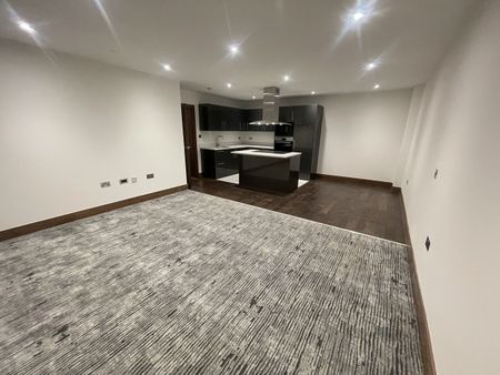 3 Bed Flat, Scarbrook Road, CR0 - Photo 5