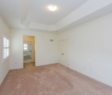 For Lease - 19 Ezra Crescent, Brampton, Ontario - Photo 3