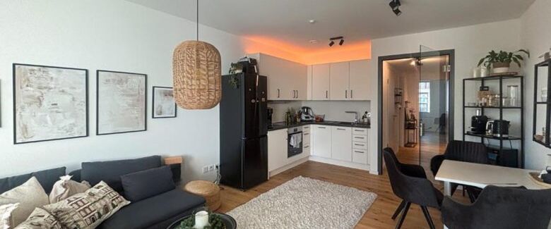 Doktorsklappe - 2-Zimmer-Wohnung mit Balkon und traumhaften Blick auf die Hunte - für Einzelperson - Photo 1