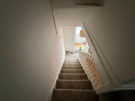 3 bedroom terraced house to rent - Photo 4