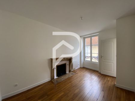 À BOURGES À louer Appartement 3 pièces 70.26 m2 Loyer 835,00 €/mois charges comprises * - Photo 2