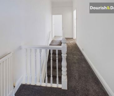 2 bedroom end of terrace house to rent - Photo 2