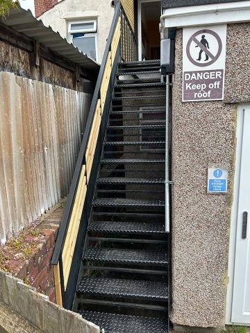 2 Bed Flat, Sandy Park Road, BS4 - Photo 4