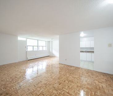 For Lease - 5 Glamorgan Avenue Unit# 811, Toronto, Ontario - Photo 1
