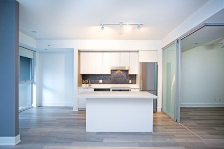 For Lease - 5260 Dundas Street Unit# C301, Burlington, Ontario - Photo 3