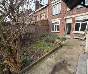 Location Appartement 3 pièces 69m² LILLE 59000 - Photo 2