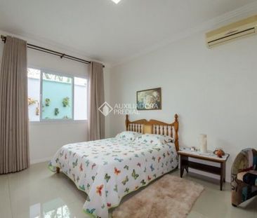 Casa com 3 quartos e 370m² para alugar em Ingleses do Rio Vermelho,... - Foto 3