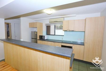 Furnished two bedrooms at Centro Toowong Apartment - Photo 2