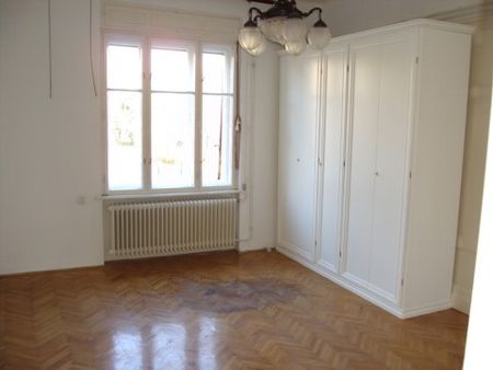 Budapest XII. kerület, Jagelló út 28. - Fotó 2