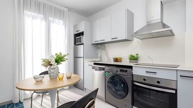 Calle Goya, Valencia, Valencian Community 46018 - Photo 1