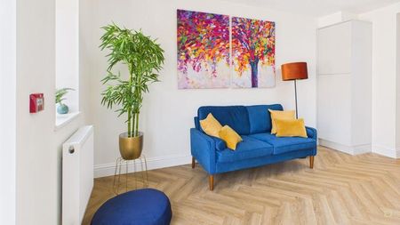 1 bedroom property to rent - Photo 2